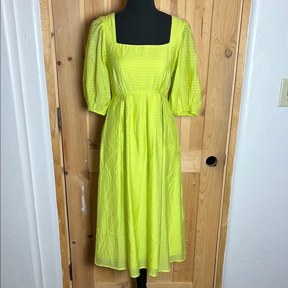 Love, Bonito Square Neck Puff Sleeve Midi dress - Picture 2 of 12